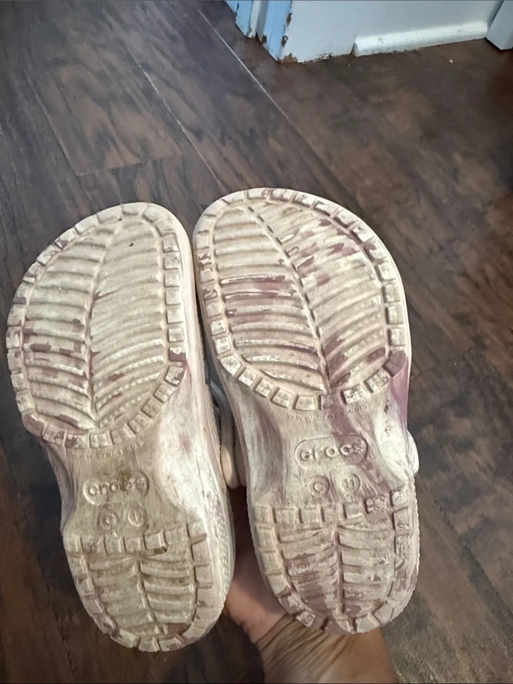 CROCS Kids Marbled Pink & Cream Clog Sandals